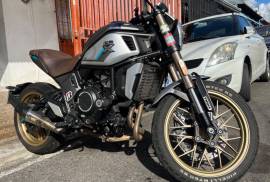 CFMoto, CLX 700 Heritage, 2021
