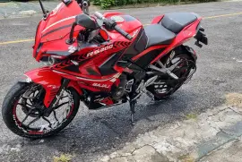 Bajaj, Pulsar RS 200, 2017