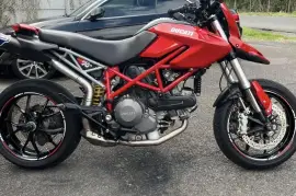 Ducati, Hypermotard, 2012