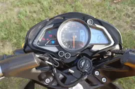 Bajaj, Pulsar NS200, 2021