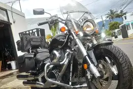 Suzuki, Boulevard 800 M50, 2005