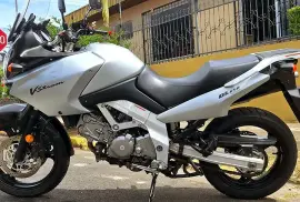Suzuki, V Strom DL 650 , 2004