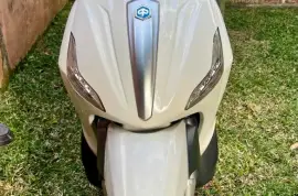 Piaggio, Beverly 350i Touring, 2018
