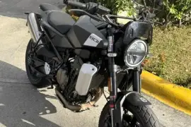 Husqvarna, Svartpilen 801, 2024 Husqvarna, Svartpilen 801, 2024