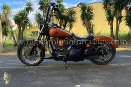 Harley-Davidson,  Dyna Street Bob , 2008