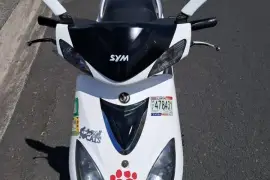 SYM (Sanyang),  Scooter F125, 2015