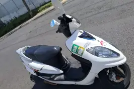 SYM (Sanyang),  Scooter F125, 2015