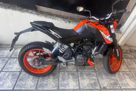 KTM, Duke 200, 2021