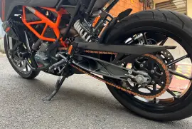 KTM, Duke 390, 2023