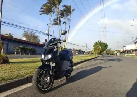 Aprilia, Sporticity Cube 300, 2011 Aprilia, Sporticity Cube 300, 2011