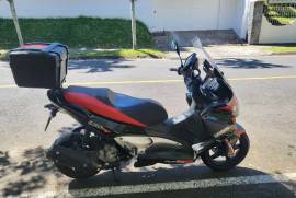 Aprilia, SR Max 300, 2015