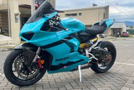 ducati 1199 cc