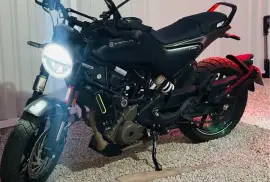 Husqvarna, Svartpilen, 2023