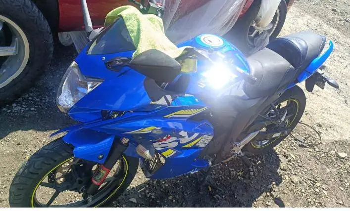 Suzuki, Gixxer, 2017