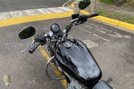 Harley-Davidson,  Super Low , 2014