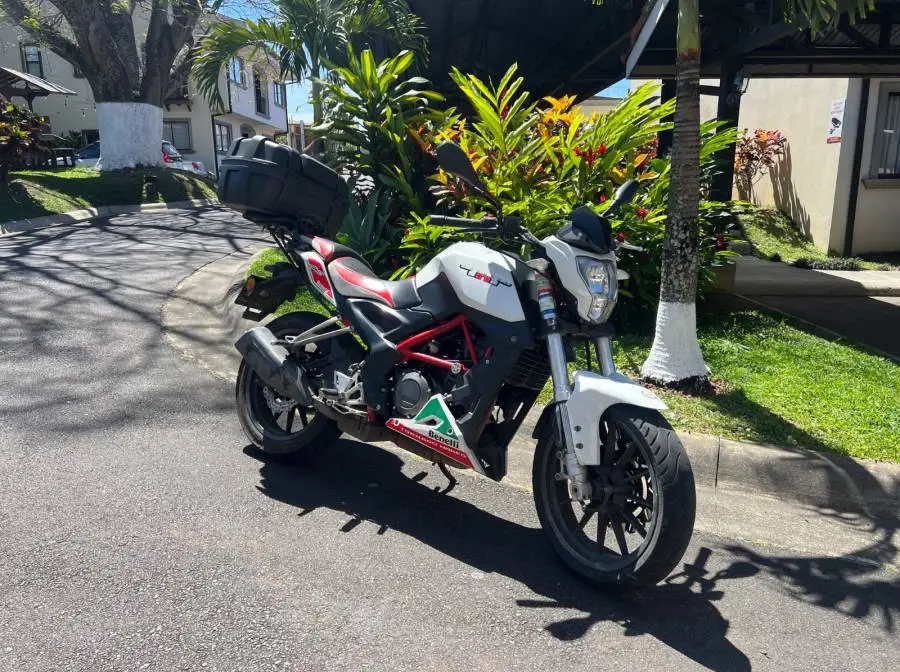 Benelli, TNT 250, 2019
