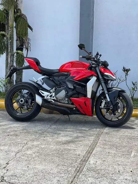 Ducati, StreetFighter V2, 2023