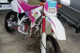 Yamaha, WR200, 1998