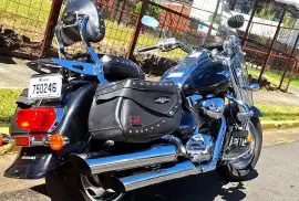 Suzuki, Boulevard C90 1500 Classic ( Inyectada ), 2005