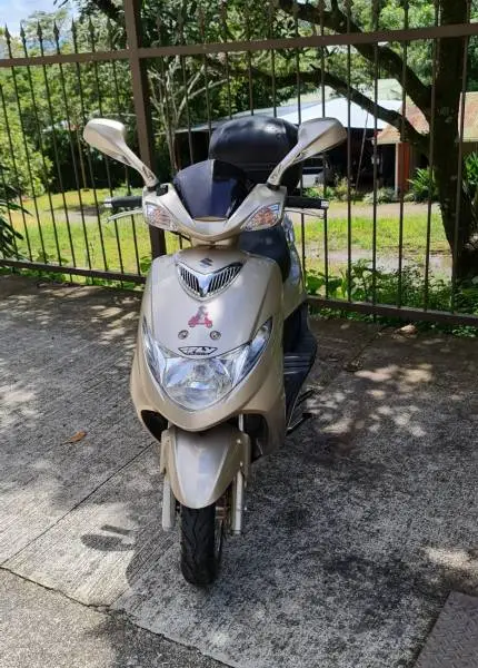 Suzuki, AN-125, 2017
