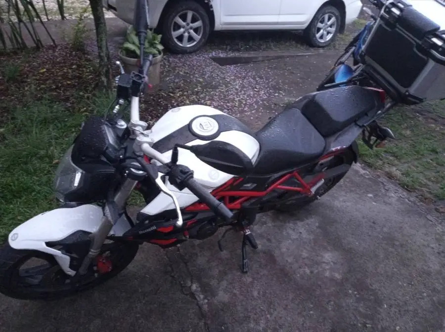 Benelli, TNT 250, 2022