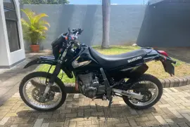 Suzuki, DR SE 650, 2009