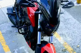 Bajaj, Dominar , 2021