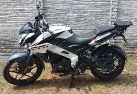 Bajaj, Pulsar NS 200, 2022
