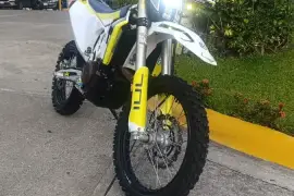 KTM, Husqvarna 701 Enduro , 2019