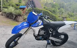 Yamaha, YZF, 2012