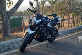 CFMoto, Nk 450, 2024
