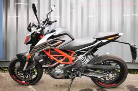 KTM, Duke 250, 2021