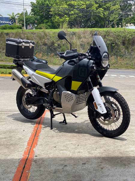 husqvarna 900 adventure