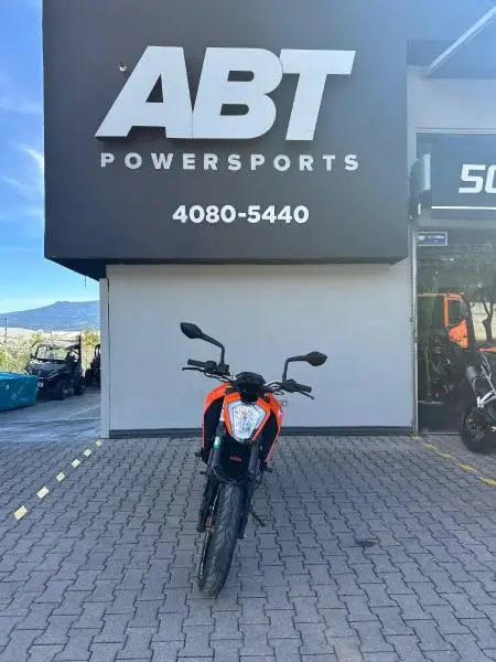 KTM, 200 Duke , 2024