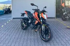 KTM, 200 Duke , 2024