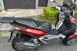 Piaggio, MP3, 2015