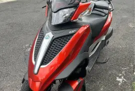 Piaggio, MP3, 2015