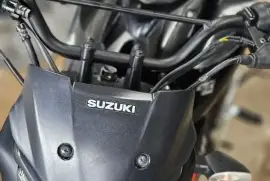 Suzuki, Gixxer naked , 2017