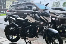 Bajaj, N 200, 2021