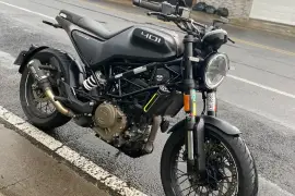 Husqvarna, Svartpilen 401, 2023