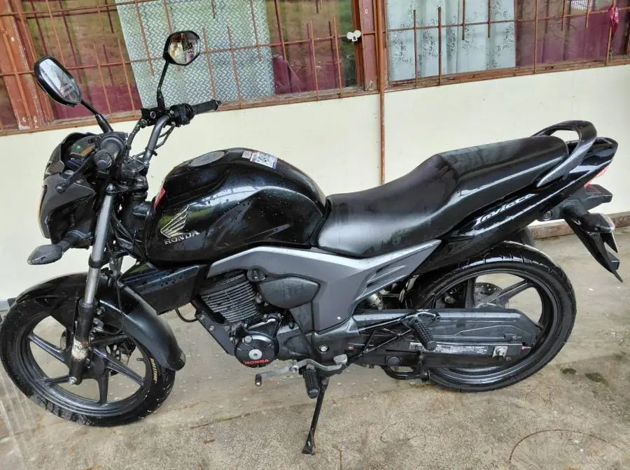 Honda, INVICTA , 2016