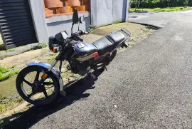 Honda, CGL 125, 2008