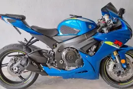 Suzuki, GSXR-750, 2015