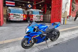 Suzuki, GSXR-750, 2015