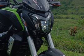 Bajaj, Dominar, 2021