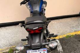 Honda, Hornet, 2022