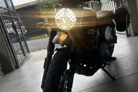 Triumph, Street Scrambler  , 2022
