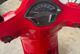 Vespa, VXL, 2024