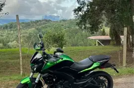 Bajaj, Dominar , 2022