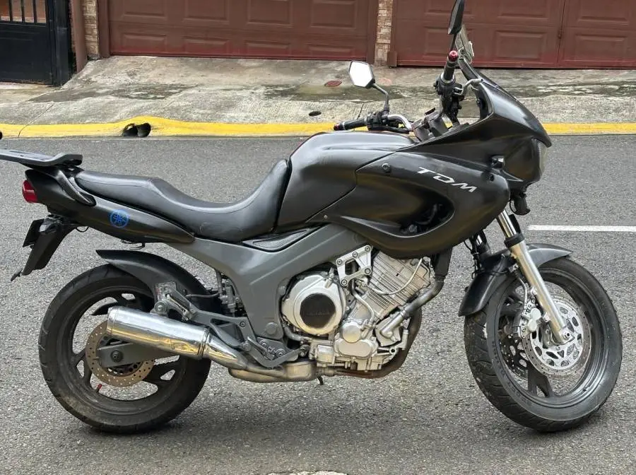 Yamaha, TDM, 2001